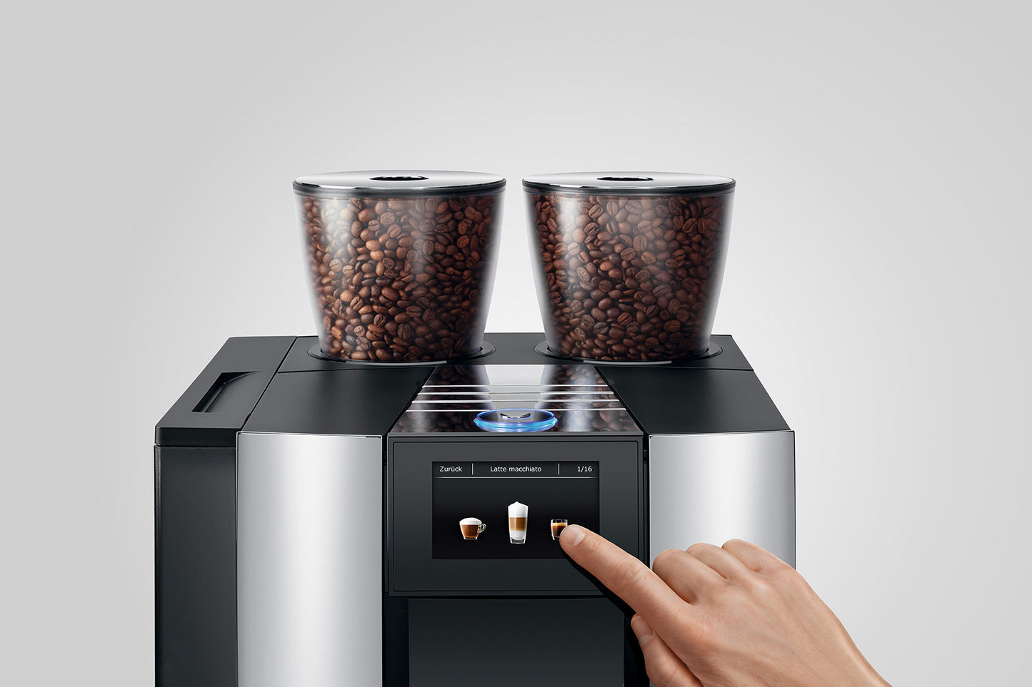 Jura GIGA X8 Prof. Kaffeevollautomat mit Wassertank